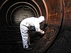 Bezpieczne czyszczenie zbiornika na materiały ciekłe zapalne