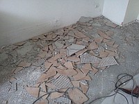 SKUCIE STAREJ TERAKOTY-GLAZURY