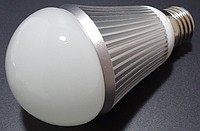 Żarówka led 7W