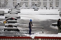 Odśnieżanie dachów płaskich