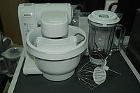 Robot kuchenny BOSCH MUM 4701